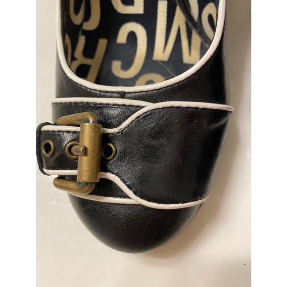 Marc Jacobs Black Leather Buckle Front Heels Size 39 - Picture 8 of 9